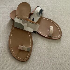 Italian genuine leather toe strap sandal